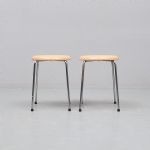 1322 9101 STOOLS